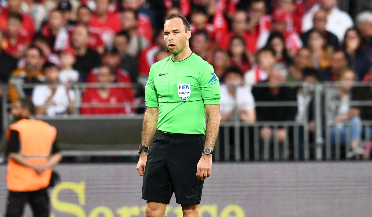 L'arbitre pour la J26